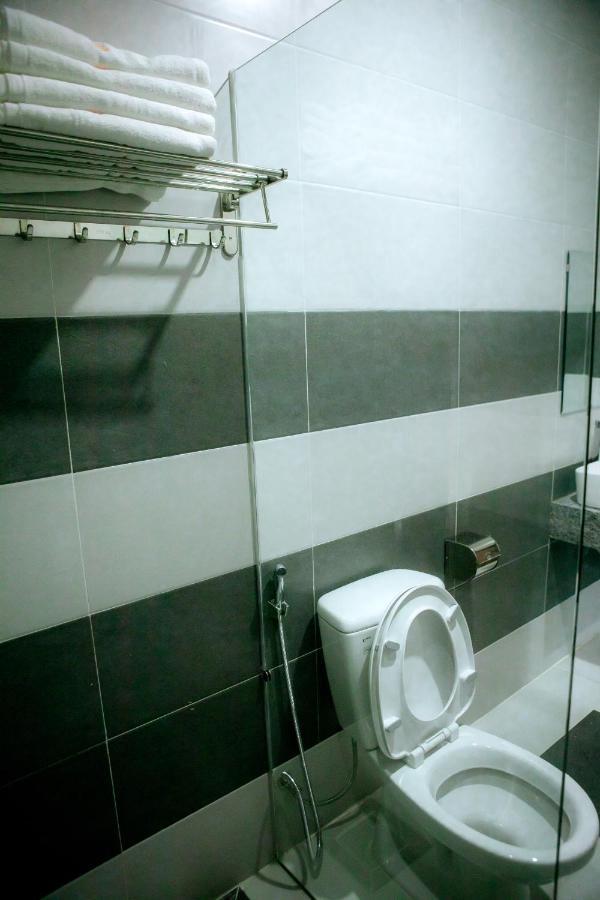 Khách sạn Trường Phúc Vinh *